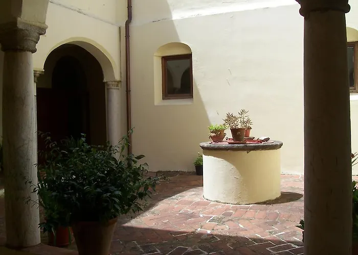 Hostel Convento De San Francisco *